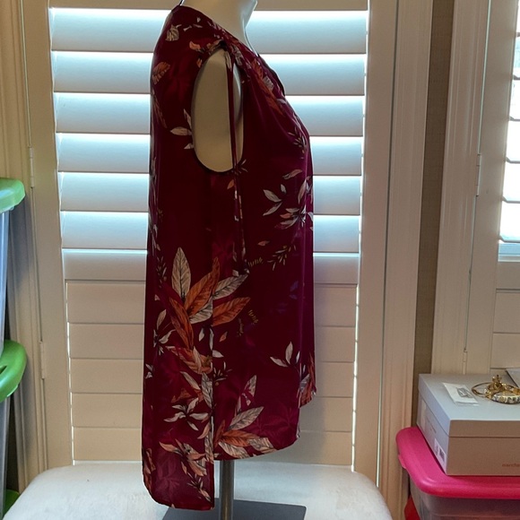 Worthington Burgundy Floral Blouse - Picture 3 of 7